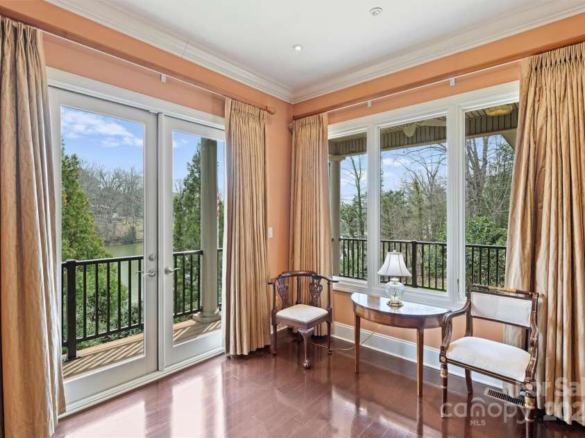 8720 Island Point Road, Charlotte, NC 28278.  MLS# CAR4235188, YatesRealty ID 6069. 