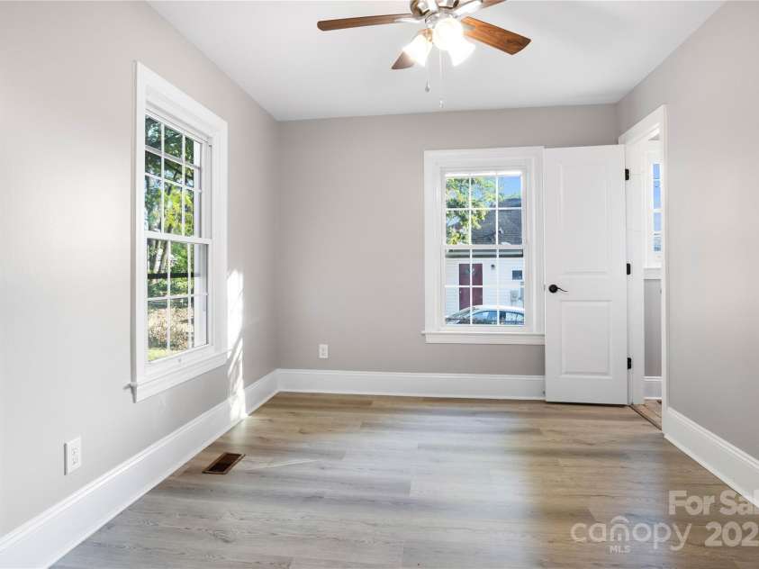 1306 Main Street, Mount Holly, NC 28120.  MLS# CAR4304371, YatesRealty ID 607. 