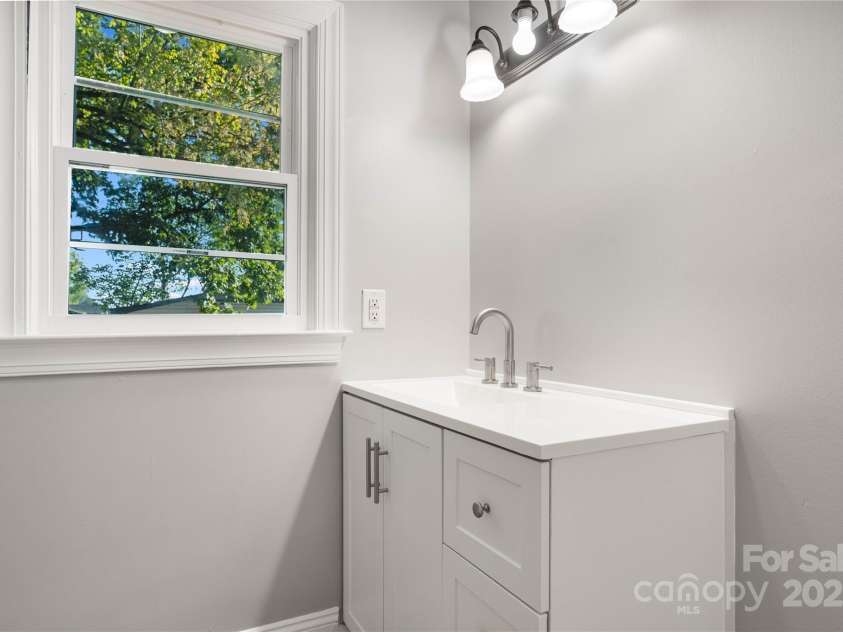 1306 Main Street, Mount Holly, NC 28120.  MLS# CAR4304371, YatesRealty ID 607. 