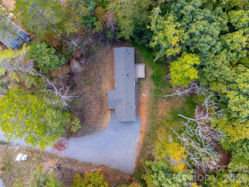75 Windswept Lane, Hayesville, NC 28904.  MLS# CAR4320566, YatesRealty ID 6070. 