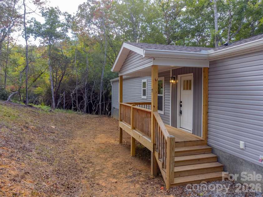 75 Windswept Lane, Hayesville, NC 28904.  MLS# CAR4320566, YatesRealty ID 6070. 