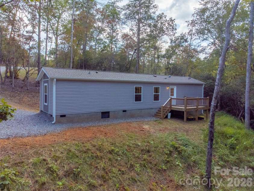 75 Windswept Lane, Hayesville, NC 28904.  MLS# CAR4320566, YatesRealty ID 6070. 