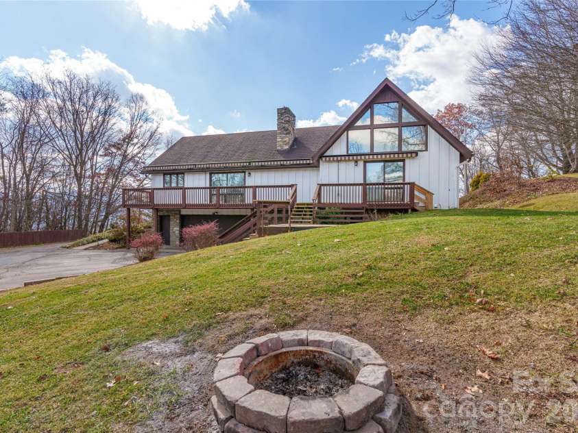 112 Hy Vu Drive, Canton, NC 28716.  MLS# CAR4324518, YatesRealty ID 6071. Fire Pit in backyard