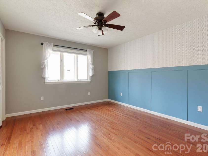 112 Hy Vu Drive, Canton, NC 28716.  MLS# CAR4324518, YatesRealty ID 6071. Third bedroom
