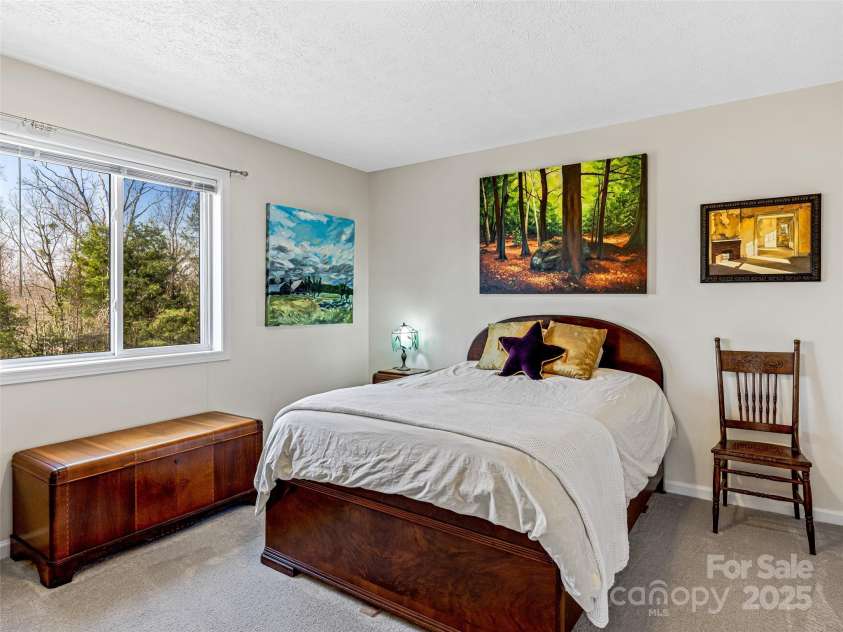 150 Hobby Horse Lane, Hendersonville, NC 28792.  MLS# CAR4241391, YatesRealty ID 6072. 2nd Bedroom on Main 11'12 x 12'7