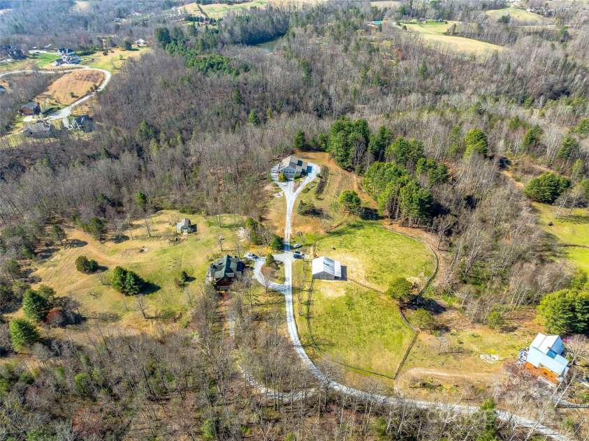 150 Hobby Horse Lane, Hendersonville, NC 28792.  MLS# CAR4241391, YatesRealty ID 6072. Mountain and Pastoral views