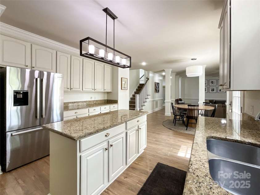 6114 Abergele Lane, Matthews, NC 28104.  MLS# CAR4241561, YatesRealty ID 6074. 