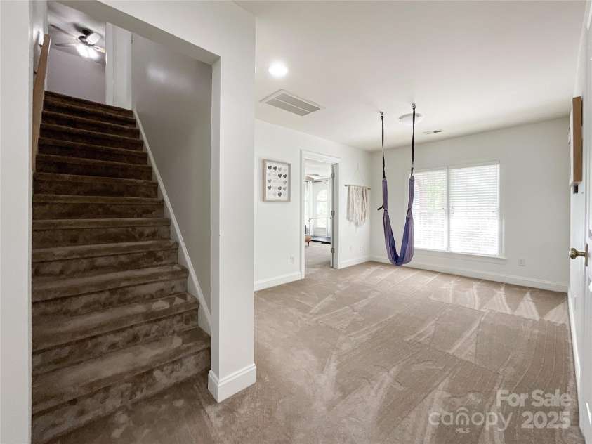 6114 Abergele Lane, Matthews, NC 28104.  MLS# CAR4241561, YatesRealty ID 6074. 