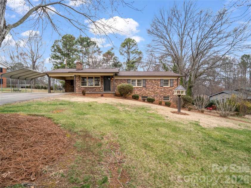 193 Oak Forest Drive, Forest City, NC 28043.  MLS# CAR4353861, YatesRealty ID 6075. 