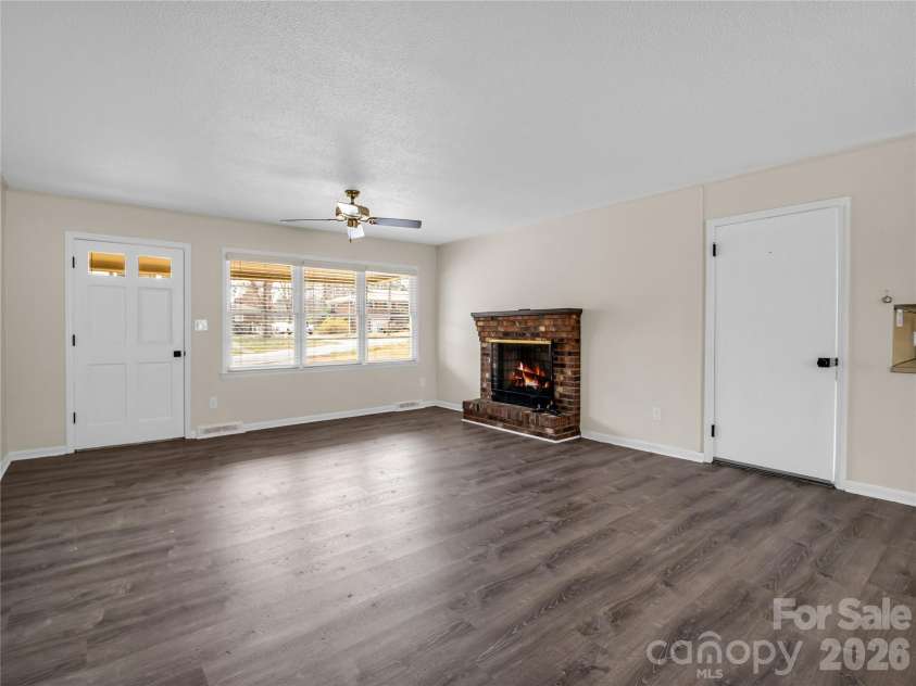 193 Oak Forest Drive, Forest City, NC 28043.  MLS# CAR4353861, YatesRealty ID 6075. 