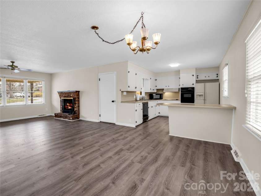 193 Oak Forest Drive, Forest City, NC 28043.  MLS# CAR4353861, YatesRealty ID 6075. 