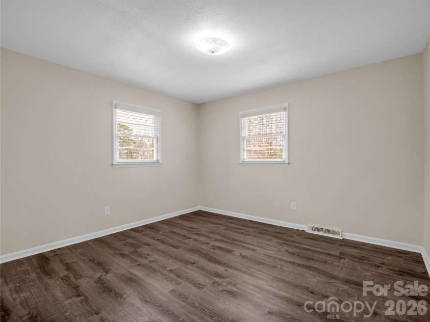 193 Oak Forest Drive, Forest City, NC 28043.  MLS# CAR4353861, YatesRealty ID 6075. 