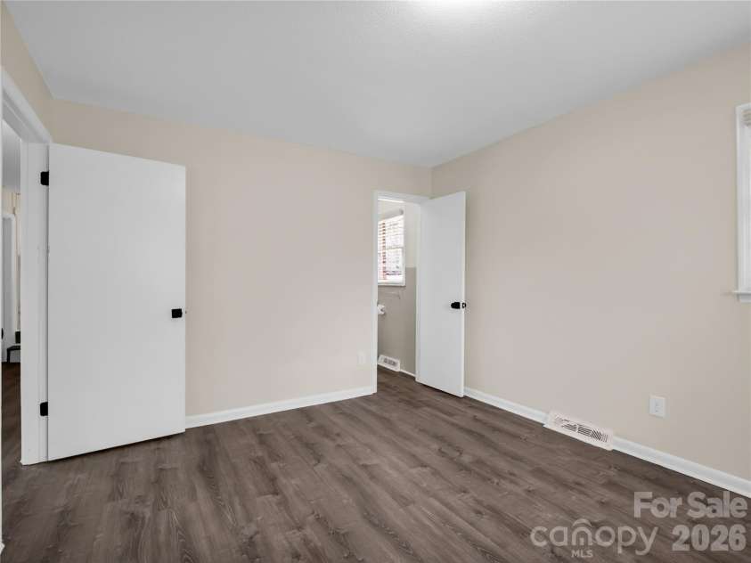193 Oak Forest Drive, Forest City, NC 28043.  MLS# CAR4353861, YatesRealty ID 6075. 