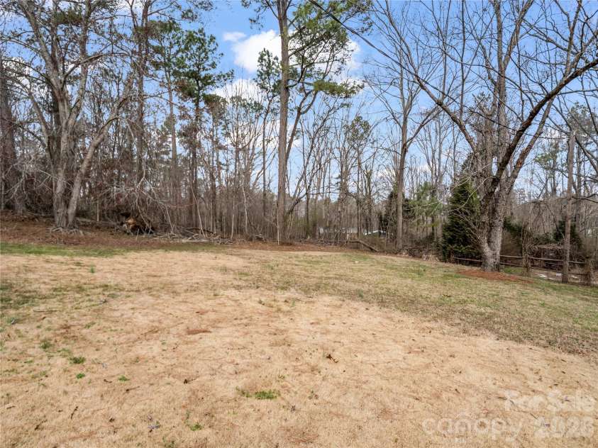 193 Oak Forest Drive, Forest City, NC 28043.  MLS# CAR4353861, YatesRealty ID 6075. 