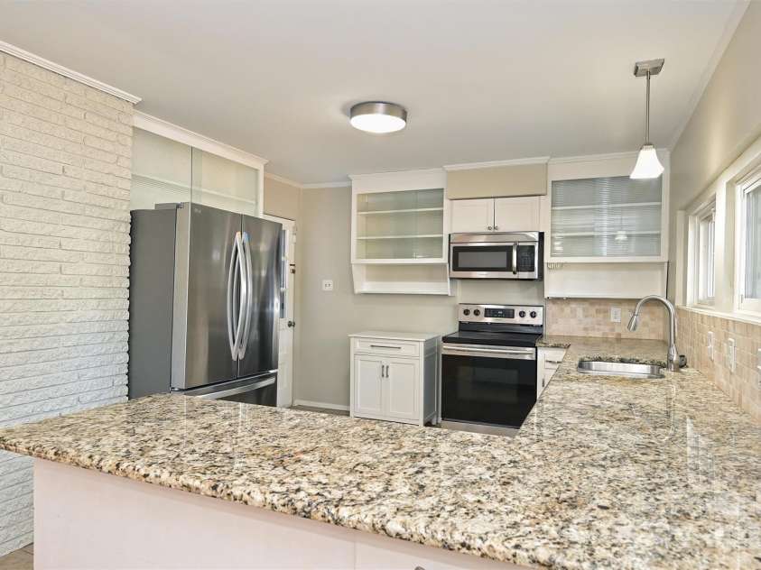 738 Brockbank Road, Charlotte, NC 28209.  MLS# CAR4212709, YatesRealty ID 6075. 