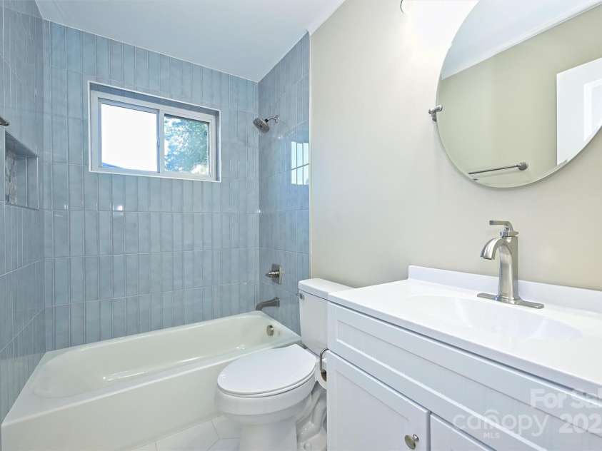 738 Brockbank Road, Charlotte, NC 28209.  MLS# CAR4212709, YatesRealty ID 6075. 