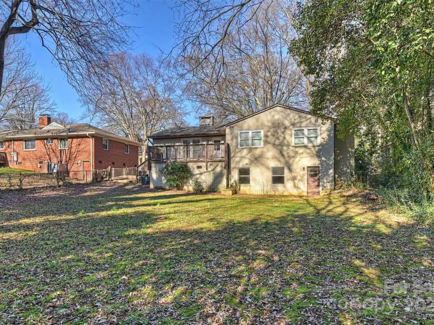 738 Brockbank Road, Charlotte, NC 28209.  MLS# CAR4212709, YatesRealty ID 6075. 