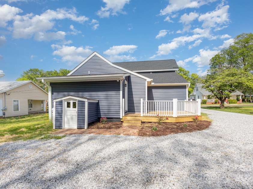 215 Ketchie Street, China Grove, NC 28023.  MLS# CAR4133056, YatesRealty ID 6076. 