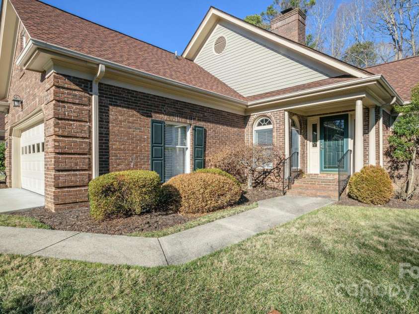 128 Glenbrook Drive, Hendersonville, NC 28739.  MLS# CAR4224323, YatesRealty ID 6078. 