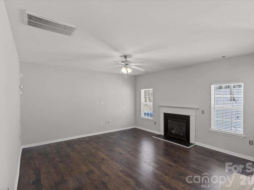 5026 Wicklow Drive, Gastonia, NC 28054.  MLS# CAR4343852, YatesRealty ID 6078. 