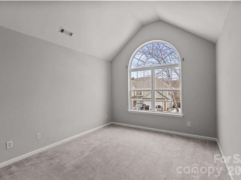5026 Wicklow Drive, Gastonia, NC 28054.  MLS# CAR4343852, YatesRealty ID 6078. 