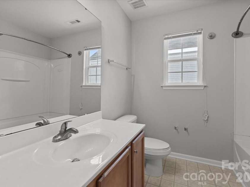 5026 Wicklow Drive, Gastonia, NC 28054.  MLS# CAR4343852, YatesRealty ID 6078. 