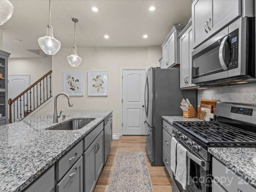 1354 Galloway Road, Charlotte, NC 28262.  MLS# CAR4243733, YatesRealty ID 6079. 