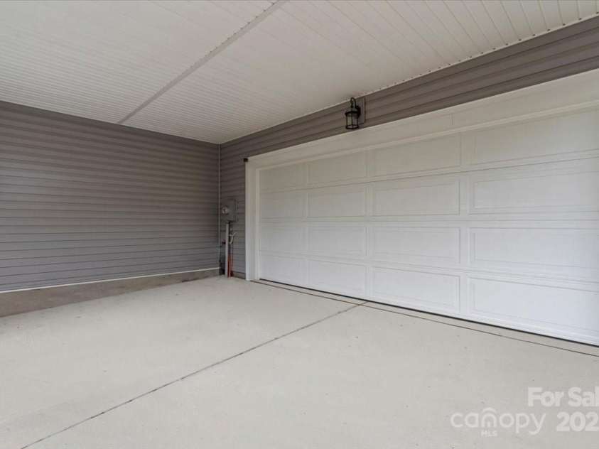 1354 Galloway Road, Charlotte, NC 28262.  MLS# CAR4243733, YatesRealty ID 6079. 