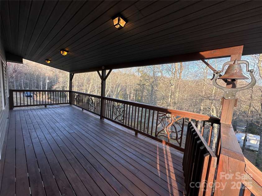 29 Down To Earth Drive, Burnsville, NC 28714.  MLS# CAR4217184, YatesRealty ID 608. 