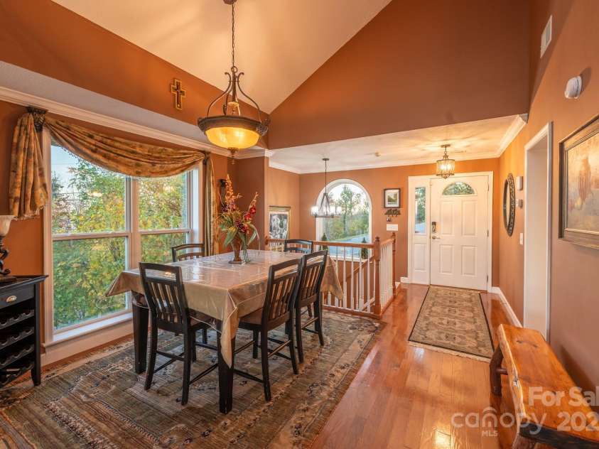 309 Pinnacle Ridge Road, Beech Mountain, NC 28604.  MLS# CAR4318930, YatesRealty ID 608. 