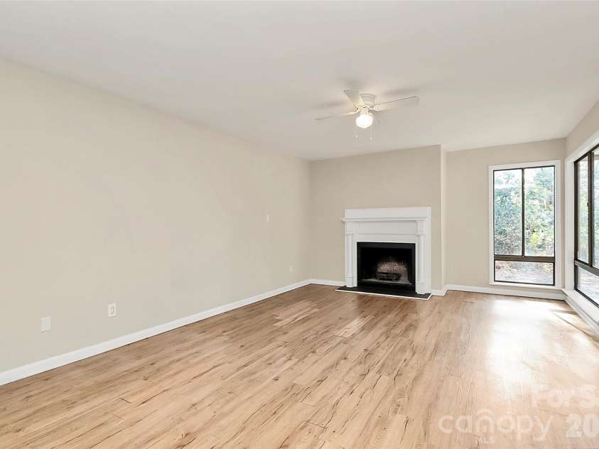 8022 Princess Ann Drive, Charlotte, NC 28212.  MLS# CAR4326922, YatesRealty ID 6080. 