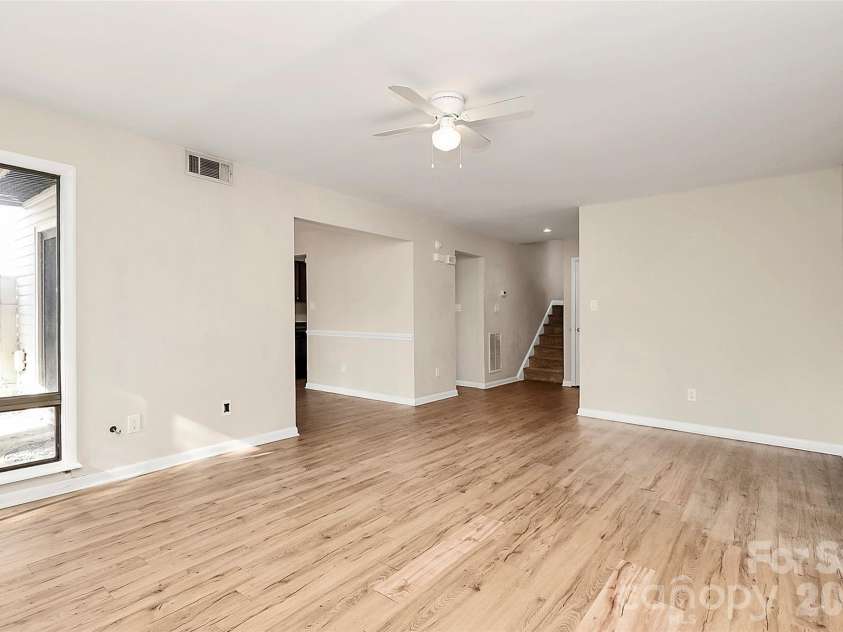 8022 Princess Ann Drive, Charlotte, NC 28212.  MLS# CAR4326922, YatesRealty ID 6080. 