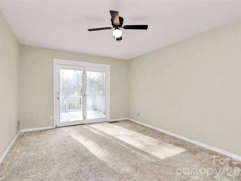 8022 Princess Ann Drive, Charlotte, NC 28212.  MLS# CAR4326922, YatesRealty ID 6080. 
