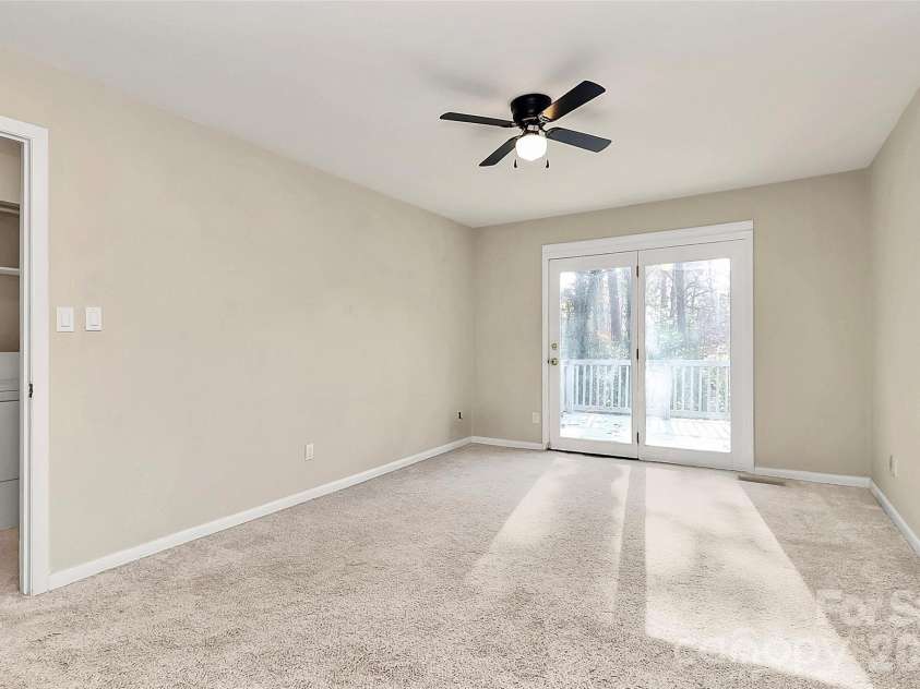 8022 Princess Ann Drive, Charlotte, NC 28212.  MLS# CAR4326922, YatesRealty ID 6080. 