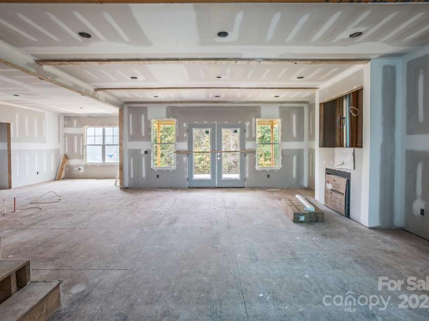 139 Meeting House Lane, Advance, NC 27006.  MLS# CAR4200873, YatesRealty ID 6081. 