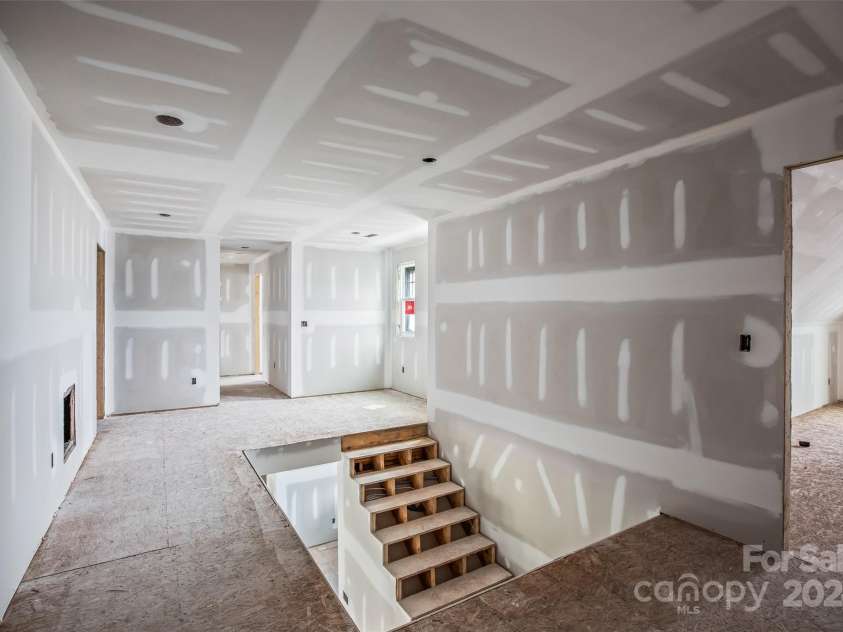 139 Meeting House Lane, Advance, NC 27006.  MLS# CAR4200873, YatesRealty ID 6081. 