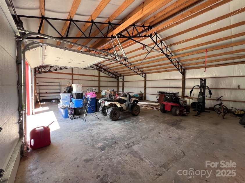 541 Pilgrim Road, Ellenboro, NC 28040.  MLS# CAR4246833, YatesRealty ID 6082. 