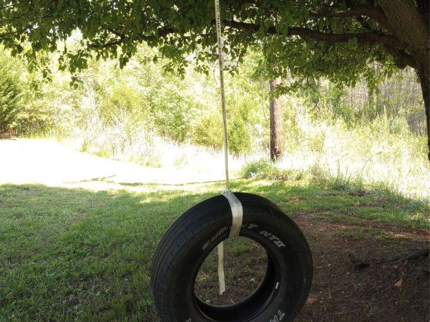 541 Pilgrim Road, Ellenboro, NC 28040.  MLS# CAR4246833, YatesRealty ID 6082. 