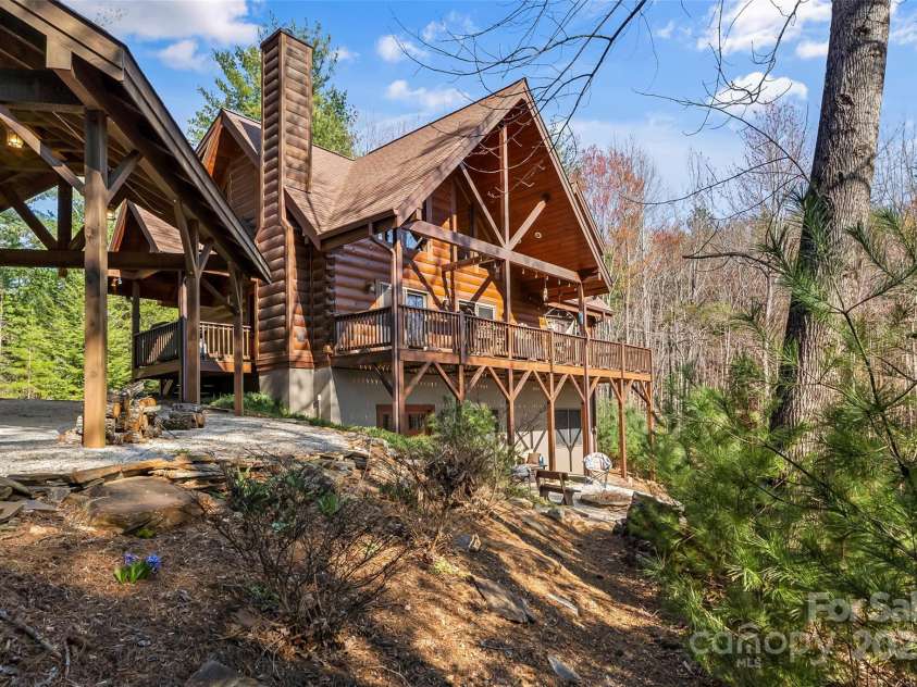 1600 Pisgah Preserve Drive, Nebo, NC 28761.  MLS# CAR4234902, YatesRealty ID 6083. 