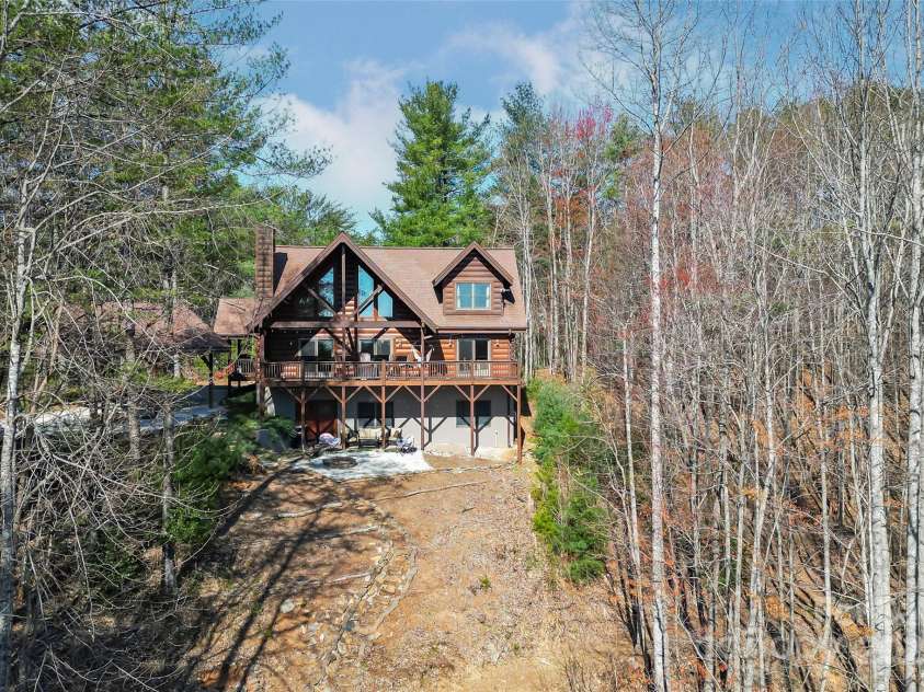 1600 Pisgah Preserve Drive, Nebo, NC 28761.  MLS# CAR4234902, YatesRealty ID 6083. 