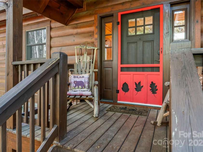 1600 Pisgah Preserve Drive, Nebo, NC 28761.  MLS# CAR4234902, YatesRealty ID 6083. 