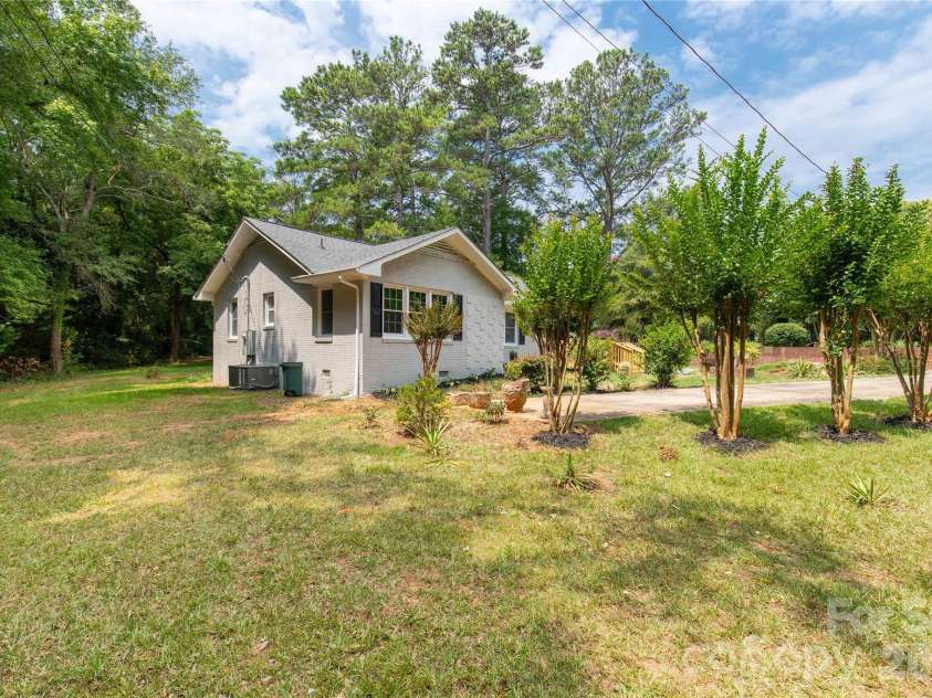 1641 Converse Street, Lancaster, SC 29720.  MLS# CAR4279615, YatesRealty ID 6085. 