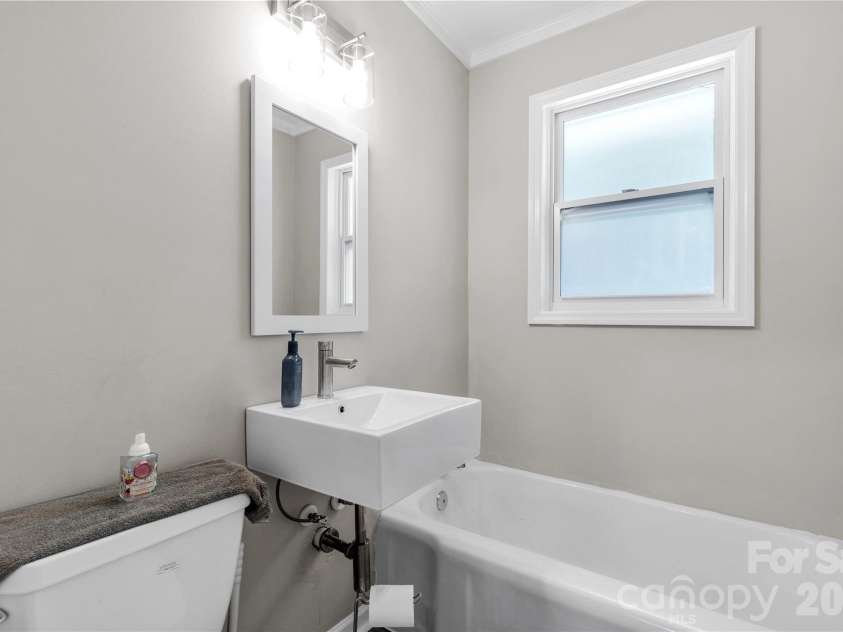 1641 Converse Street, Lancaster, SC 29720.  MLS# CAR4279615, YatesRealty ID 6085. 