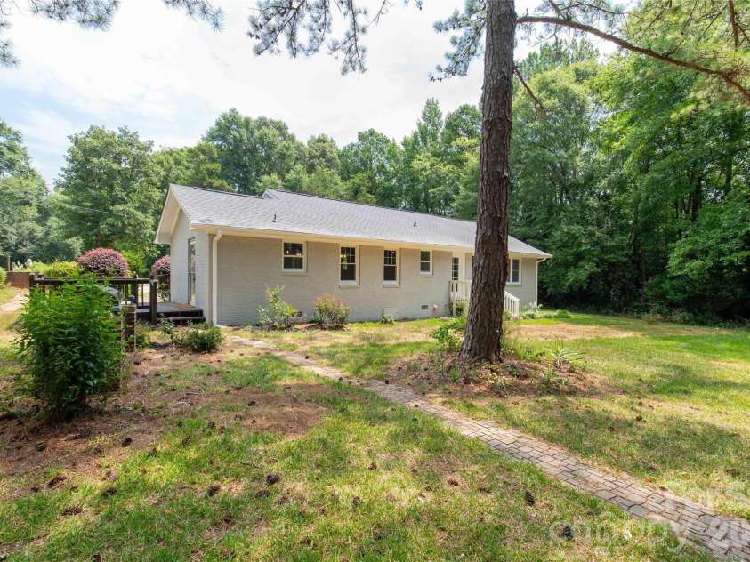 1641 Converse Street, Lancaster, SC 29720.  MLS# CAR4279615, YatesRealty ID 6085. 