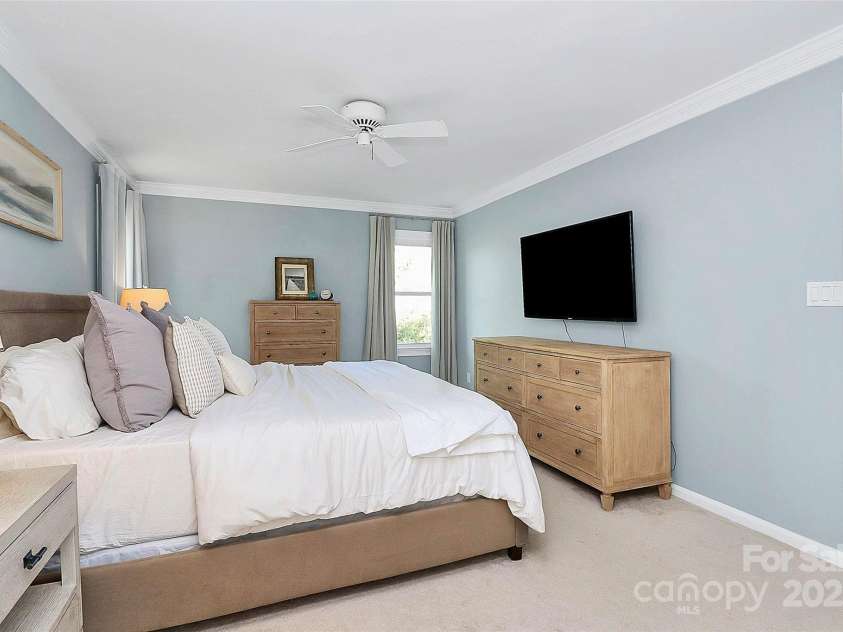 200 Port Royal Drive, Matthews, NC 28105.  MLS# CAR4245181, YatesRealty ID 6086. Primary bedroom