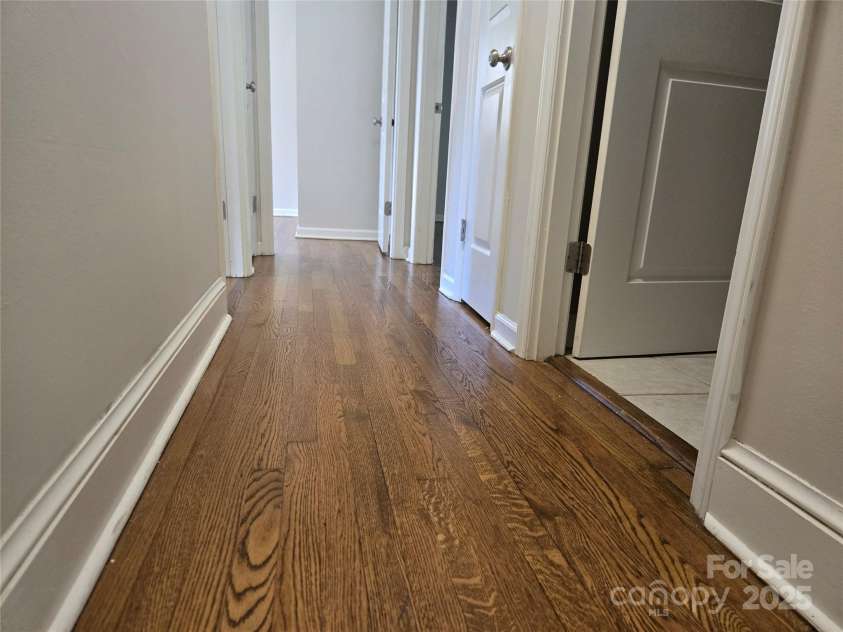 7214 Fox Hunt Road, Charlotte, NC 28212.  MLS# CAR4318235, YatesRealty ID 6086. 