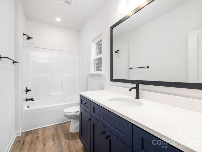 1034 Dooley Drive, Charlotte, NC 28227.  MLS# CAR4242961, YatesRealty ID 6087. Representation