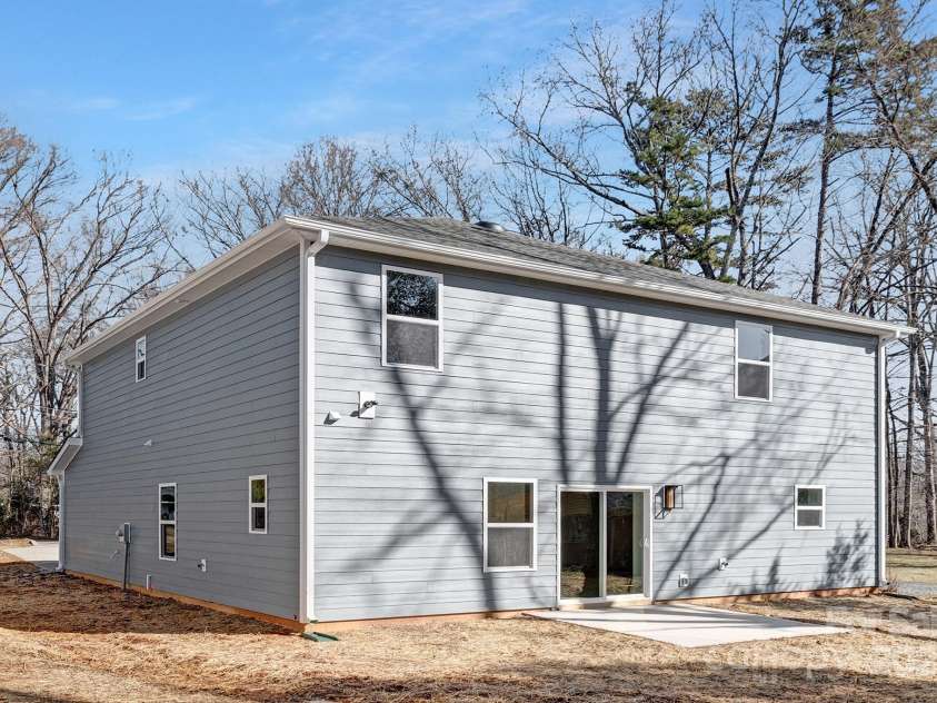 1034 Dooley Drive, Charlotte, NC 28227.  MLS# CAR4242961, YatesRealty ID 6087. Representation