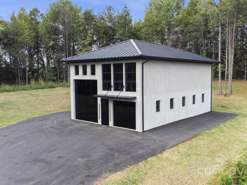 248 Singleton Road, Mooresville, NC 28117.  MLS# CAR4192908, YatesRealty ID 6088. 