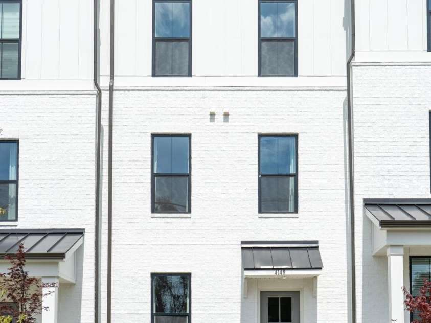 4148 Alexander View Drive, Charlotte, NC 28226.  MLS# CAR4345883, YatesRealty ID 6089. 